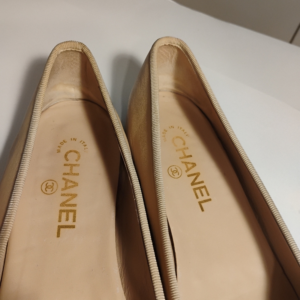 CHANEL Leather cap toe Iconic Ballet Ballerina Flats Shoes 41 - Picture 10 of 16